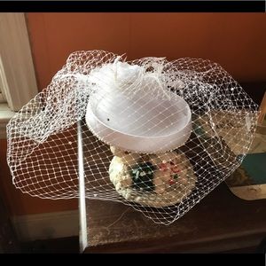 Wedding veil/bonnet
